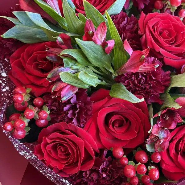 ALINA Red Roses & Alstroemeria Flower Bouquet