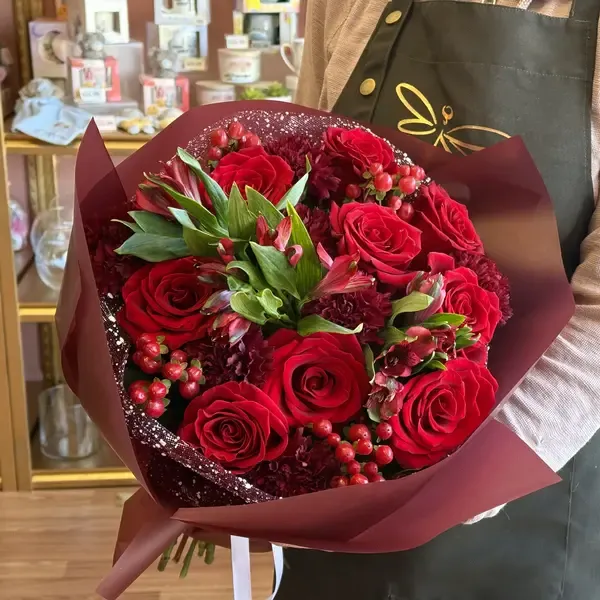 ALINA Red Roses & Alstroemeria Flower Bouquet