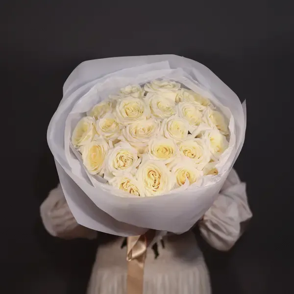 Candle Light Long Stem Roses Bouquet