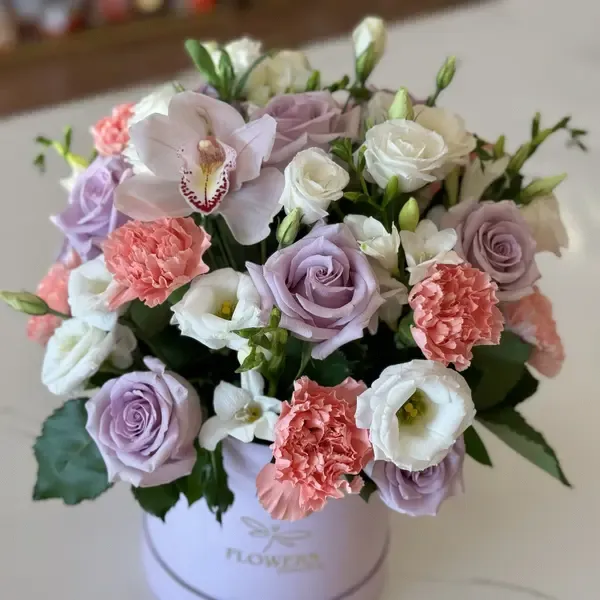 VIOLA Lavender Roses and White Lisianthus Flower Box