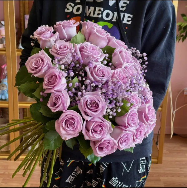 Victoria Lavender Roses & Baby Breath Flower Bouquet