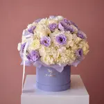 ALESSANDRA White Hydrangea White Roses & Lavender Flower Box