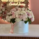 Mondial Light Pink Roses & Hydrangea Giant Flower Box