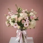 ANGELIQUE Flower Bouquet in Signature Vase