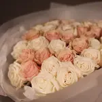 White & Light Pink Long Stem Roses Bouquet